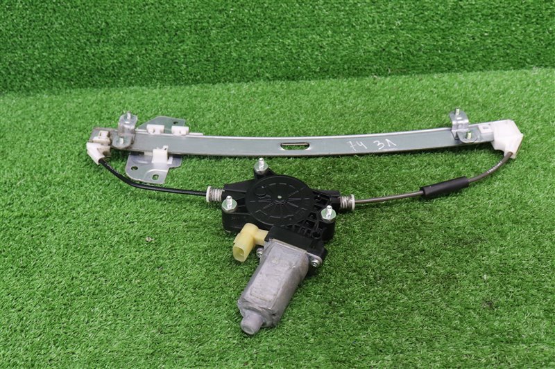 Стеклоподъемник задний, 1000 рублей, Москва