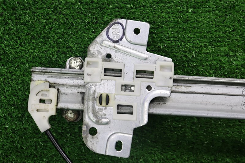 Стеклоподъемник задний, 1000 рублей, Москва