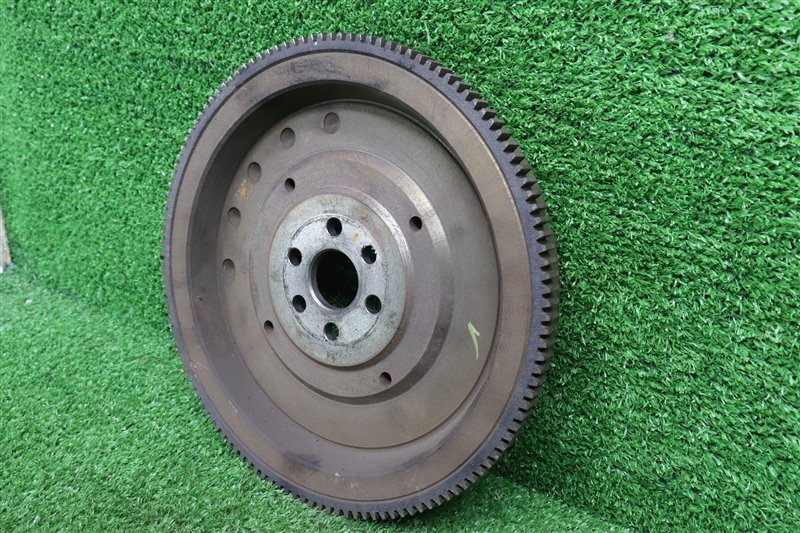 Маховик, 1500 рублей, Москва