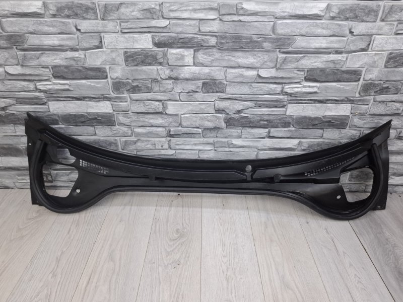 Планка под лобовое стекло, 2900 рублей, Москва