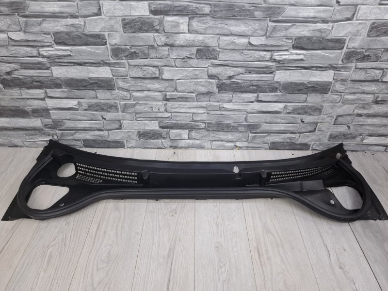 Планка под лобовое стекло, 2900 рублей, Москва