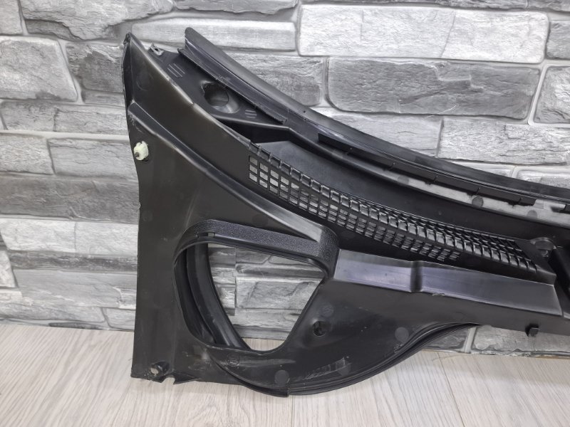 Планка под лобовое стекло, 2900 рублей, Москва