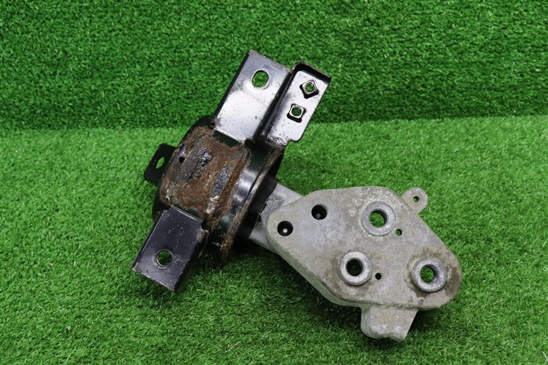 Опора двигателя, 2000 рублей, Москва