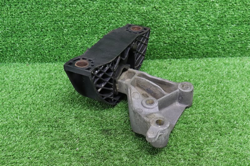 Опора двигателя, Москва