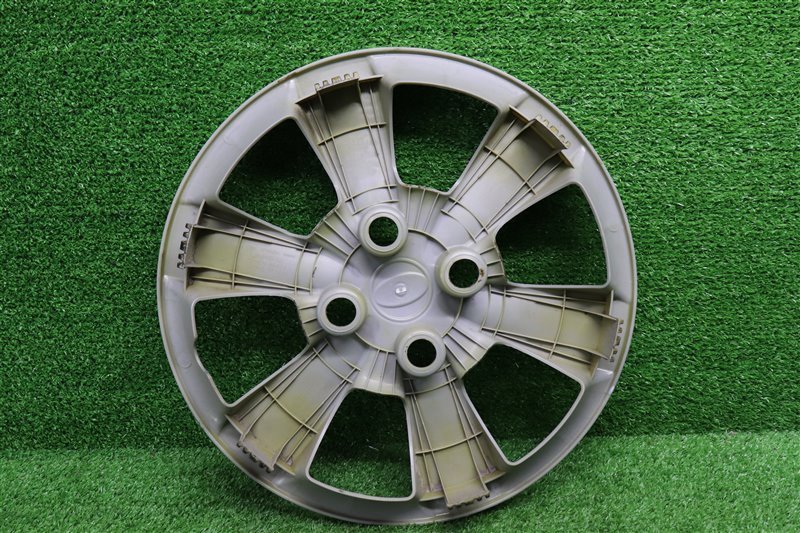 Колпак колеса, Москва