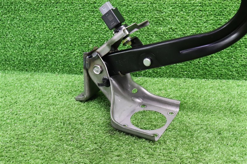 Педаль тормоза, 1000 рублей, Москва