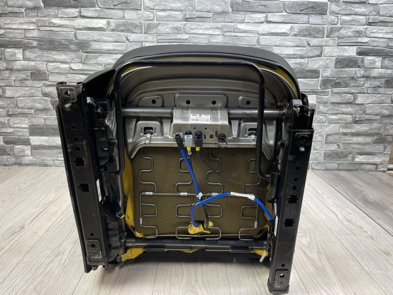 Сиденье переднее правое, 15000 рублей, Москва