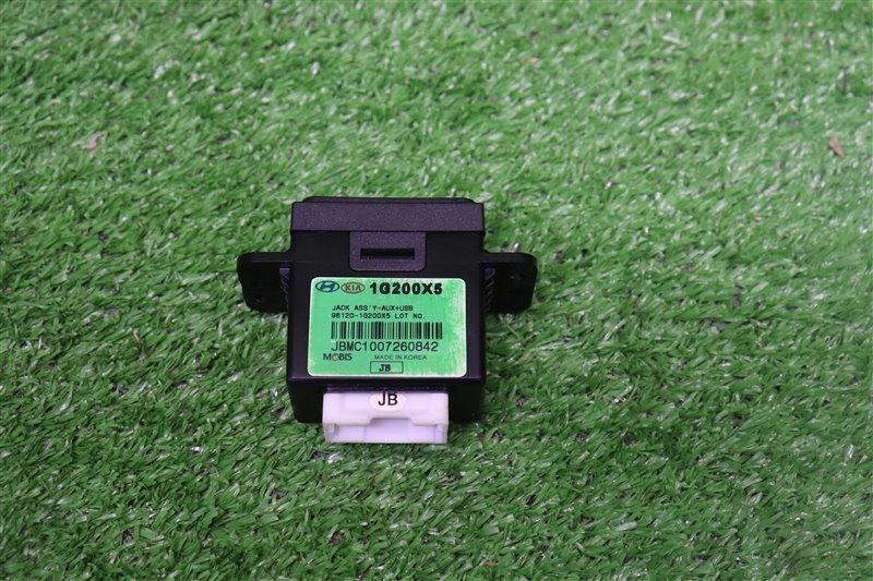 Разъем (USB/AUX), 1000 рублей, Москва