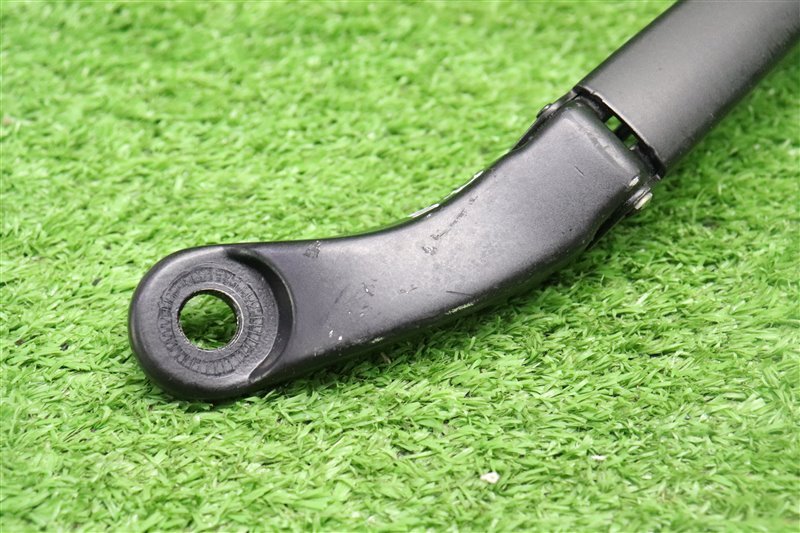 Поводок стеклоочистителя передний, 1100 рублей, Москва