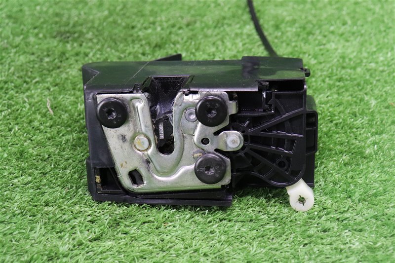 Замок двери передней левой, 5100 рублей, Москва