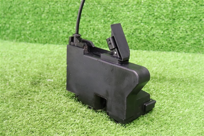 Замок двери передней правой, 2900 рублей, Москва