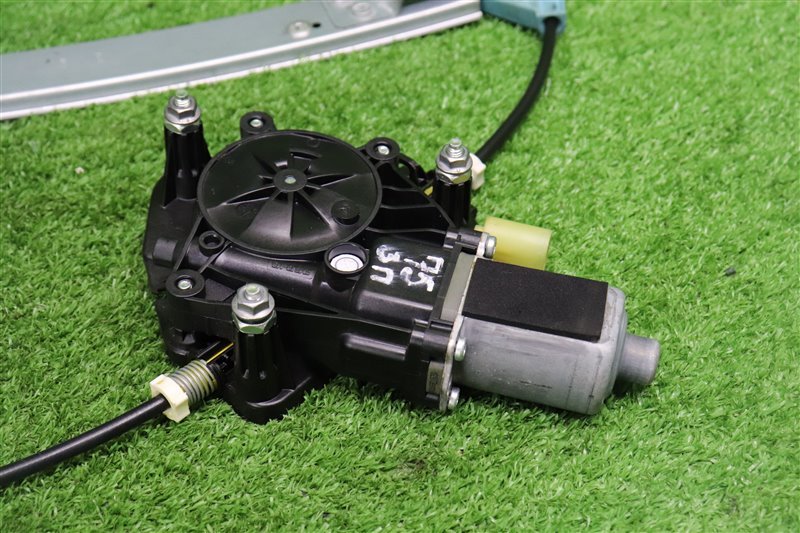 Стеклоподъемник задний, 2500 рублей, Москва