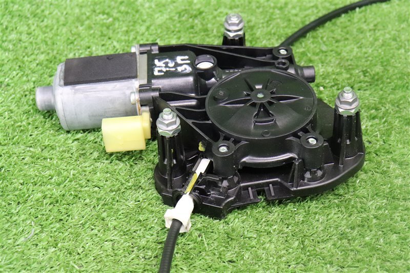 Стеклоподъемник задний, 2500 рублей, Москва