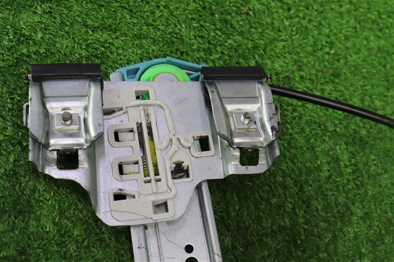 Стеклоподъемник задний, 2500 рублей, Москва