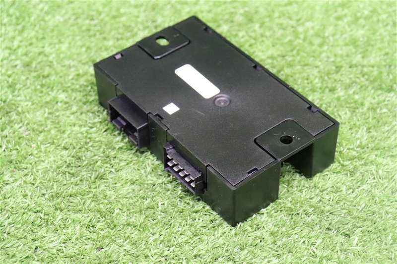 Блок электронный, 5000 рублей, Москва