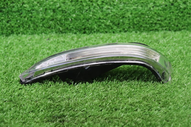 Повторитель поворота в зеркало, 1000 рублей, Москва