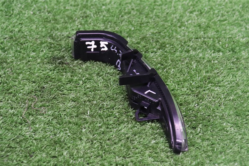 Повторитель поворота в зеркало, 1000 рублей, Москва