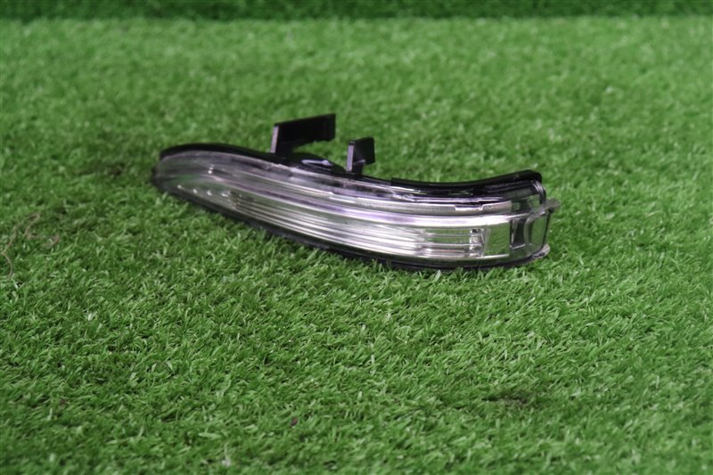 Повторитель поворота в зеркало, 1000 рублей, Москва