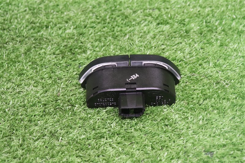 Кнопка обогрева сидений, 1000 рублей, Москва