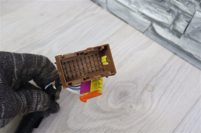 Проводка салона, Москва