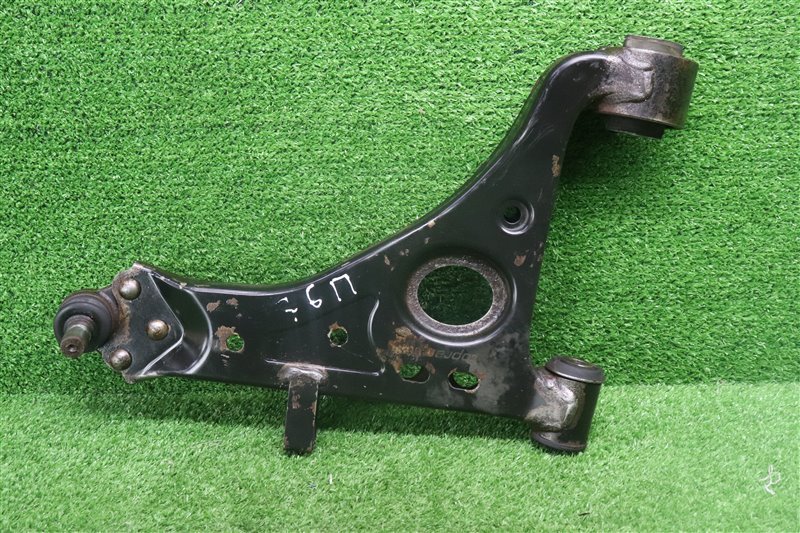 Рычаг передний правый, 5000 рублей, Москва