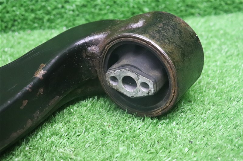 Рычаг передний правый, 5000 рублей, Москва