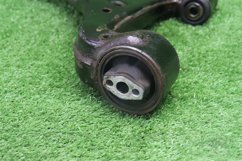 Рычаг передний правый, 5000 рублей, Москва