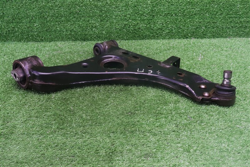 Рычаг передний правый, 5000 рублей, Москва