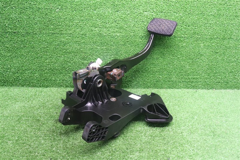 Педаль тормоза, 1500 рублей, Москва