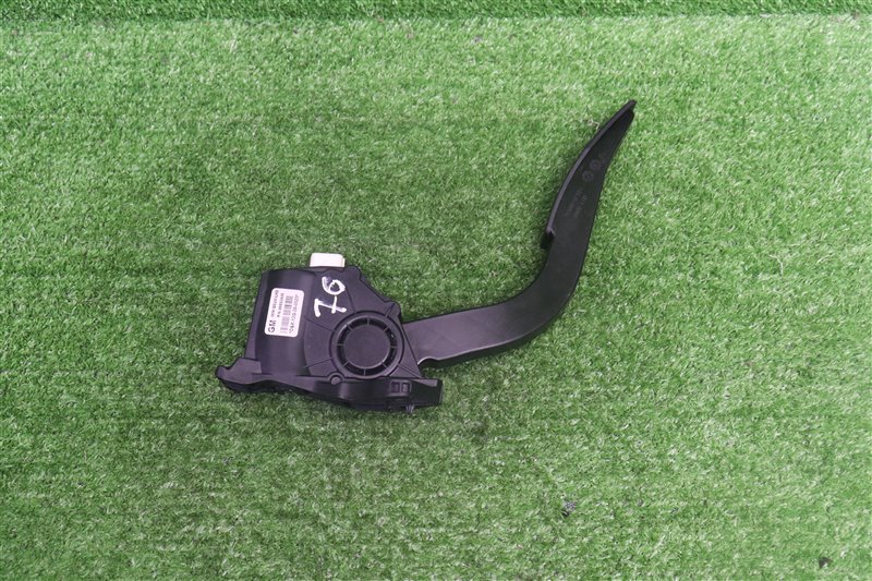 Педаль газа, 1500 рублей, Москва