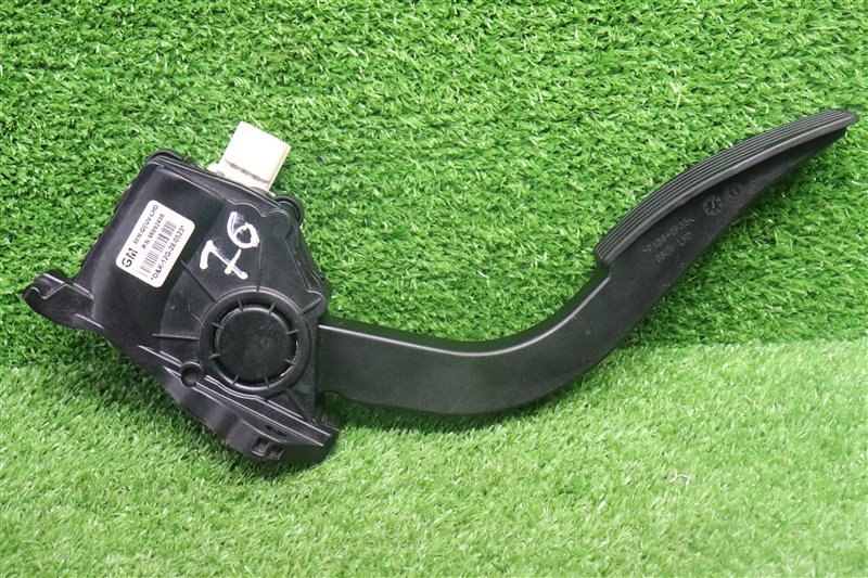 Педаль газа, 1500 рублей, Москва