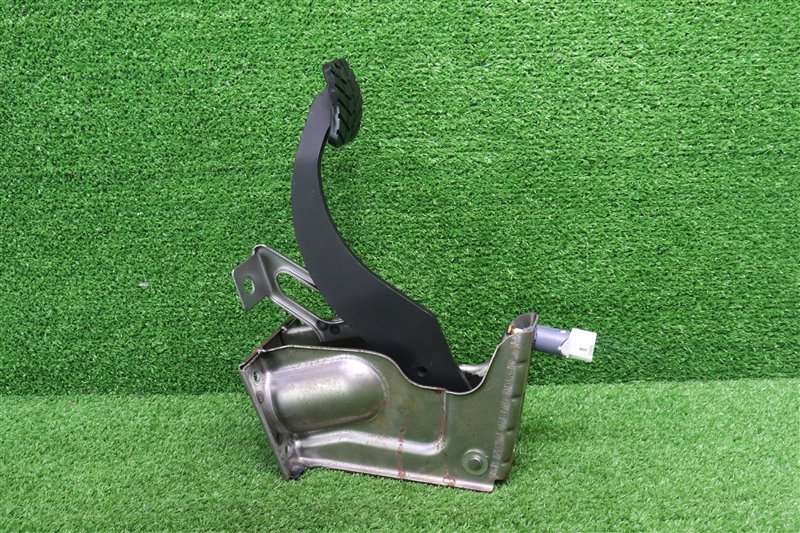 Педаль тормоза, 1500 рублей, Москва