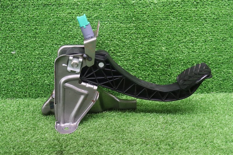 Педаль сцепления, 2000 рублей, Москва