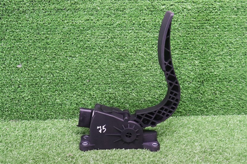 Педаль газа, 1100 рублей, Москва