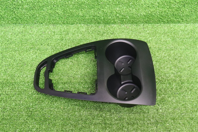 Подстаканник, 1000 рублей, Москва