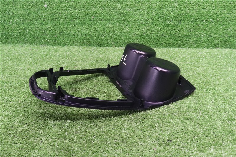 Подстаканник, 1000 рублей, Москва