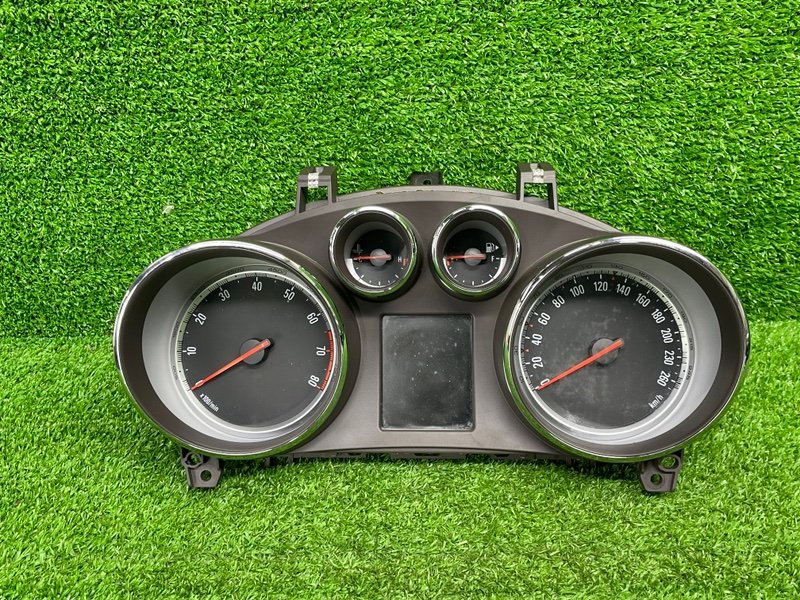 Панель приборов, 5000 рублей, Москва