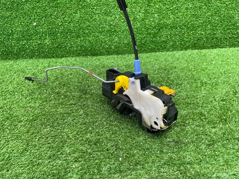 Замок двери передней левой, 3500 рублей, Москва