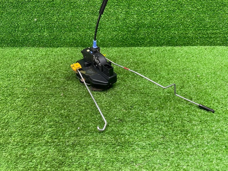 Замок двери передней левой, 3500 рублей, Москва