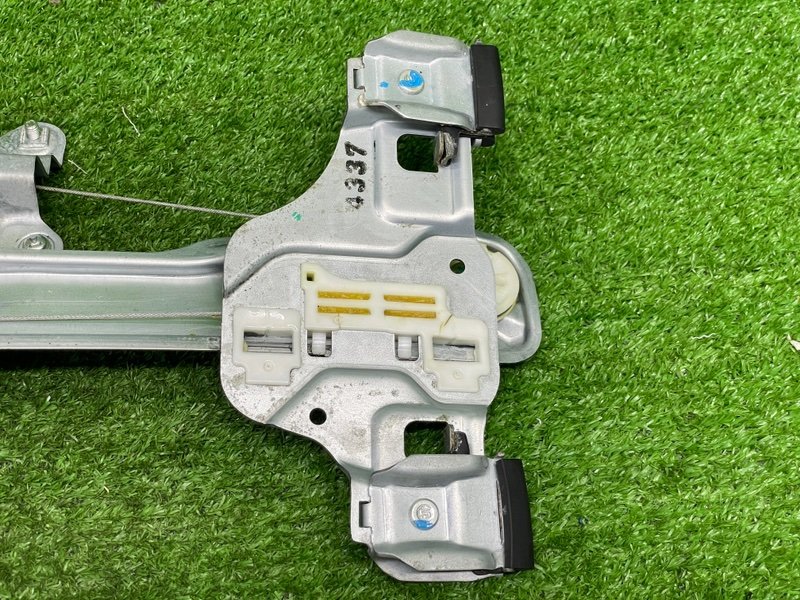 Стеклоподъемник задний, 1500 рублей, Москва