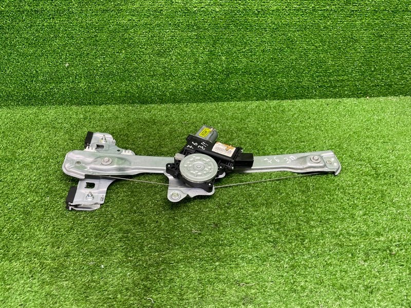 Стеклоподъемник задний, 1500 рублей, Москва