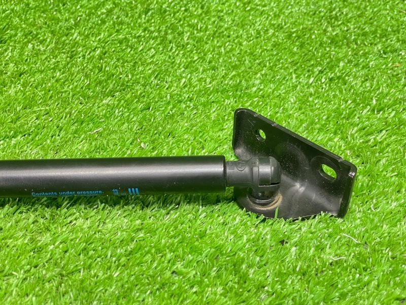 Амортизатор двери багажника, 1000 рублей, Москва