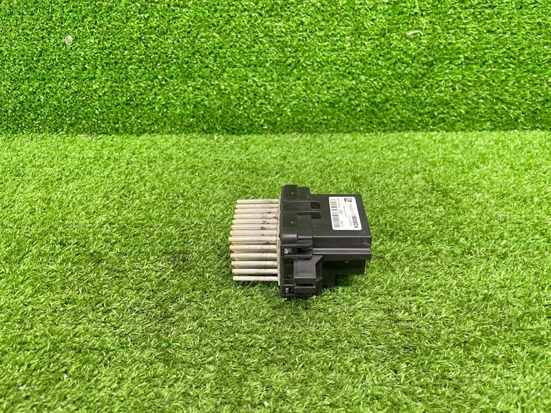 Резистор отопителя, 1000 рублей, Москва