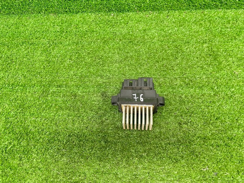 Резистор отопителя, 1000 рублей, Москва