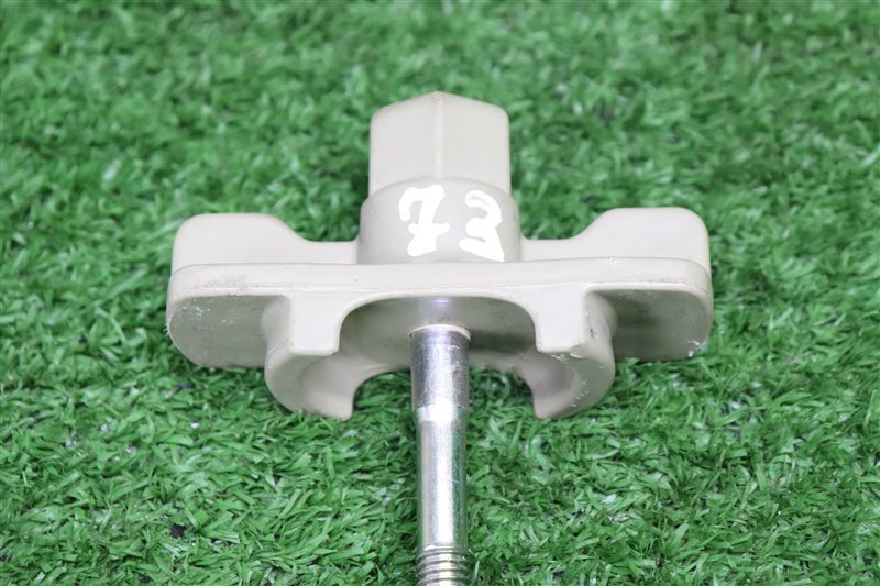 Болт крепления запасного колеса, 1000 рублей, Москва