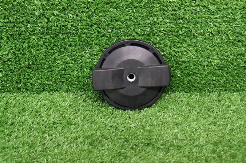 Гайка крепления запасного колеса, 1000 рублей, Москва