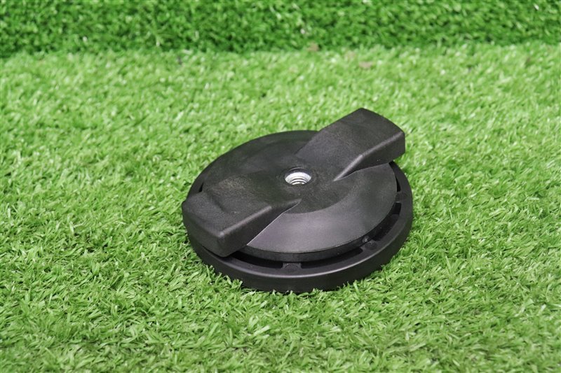 Гайка крепления запасного колеса, 1000 рублей, Москва