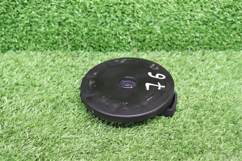 Гайка крепления запасного колеса, 1000 рублей, Москва