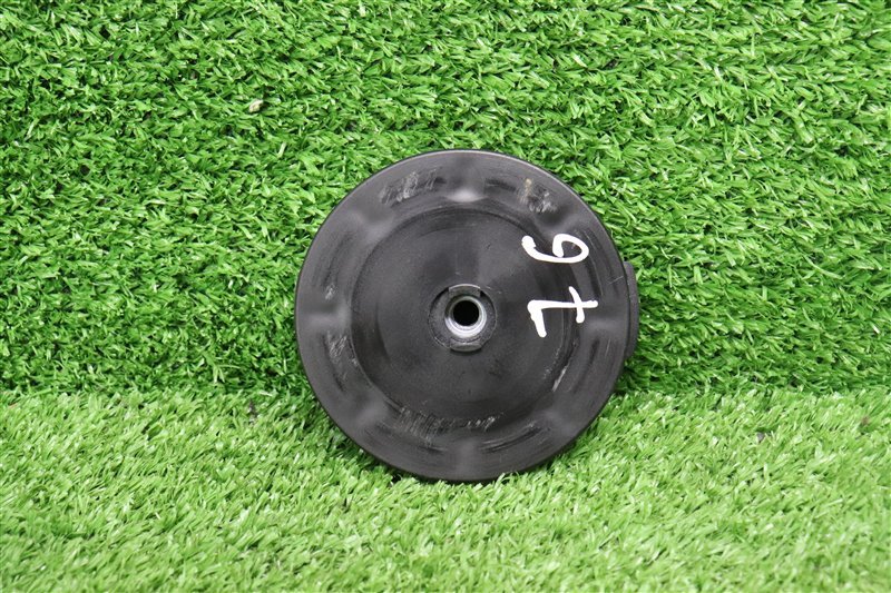 Гайка крепления запасного колеса, 1000 рублей, Москва