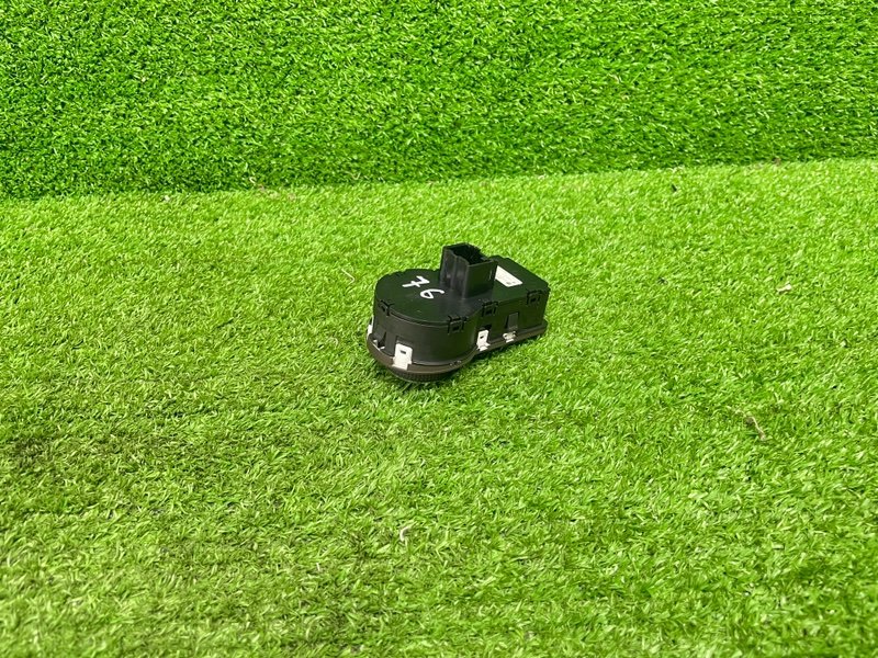 Переключатель света фар, 2500 рублей, Москва